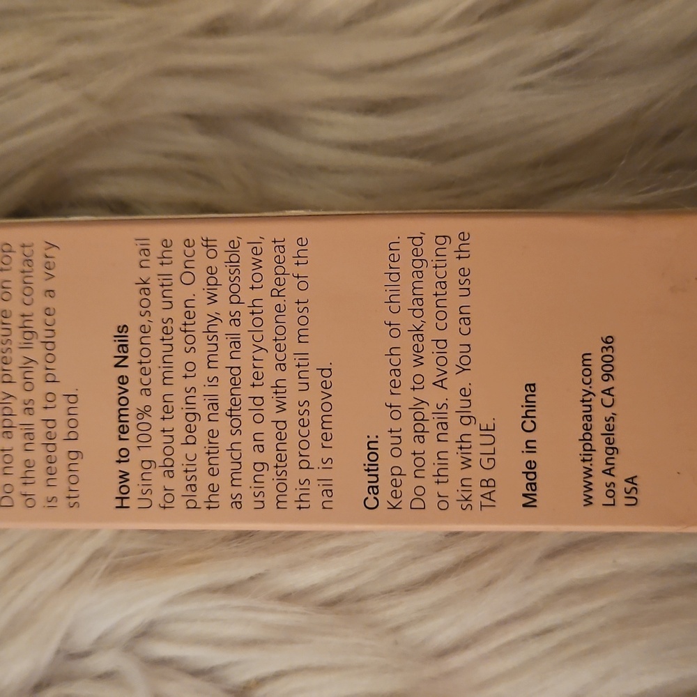 Tip Beauty Press-On Nails | Blue & Orange Floral Set | French Tip | 24 Nails - Picture 5 of 6